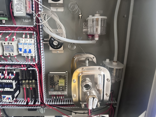 Automatische Umweltozonalterungstestkammer