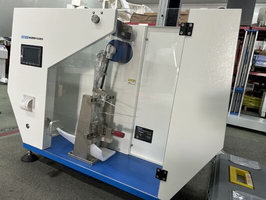 Digital anzeigende Izod- und Charpy-Schlagprüfmaschine HT-5D-CM